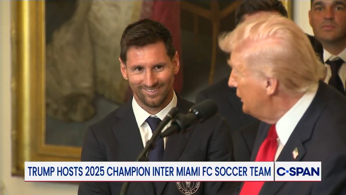Donald Trump: "Lionel Messi is here" My son said: 'DAD, DO YOU KNOW WHO'S GOING TO BE HERE TODAY?' I told him: 'No, I have a lot of things to do...'" Look at Messi’s reaction when Trump said Ronaldo😭
