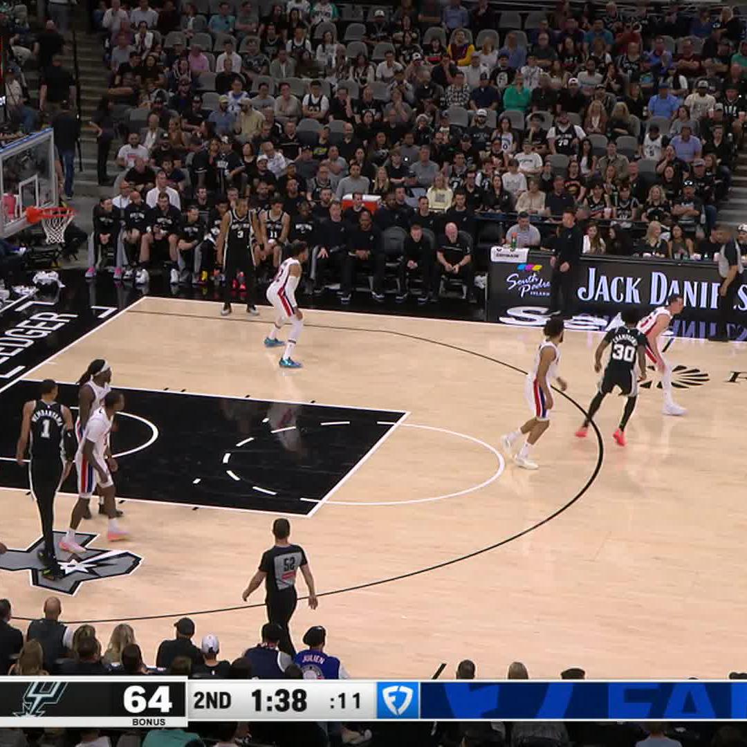 👽 VICTOR WEMBANYAMA VS. PISTONS : 🔸38 POINTS 🔸16 REBONDS 🔸3 passes, 5 contres 🔸12/24 au tir, 4/10 de loin, 10/11 LF Match XXL de Wemby face à des Pistons surclassés collectivement par les Spurs dans le Texas. On s’est RÉGALÉ ! 🇫🇷🔥