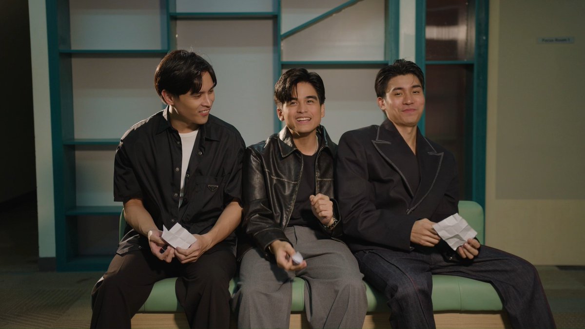 Because our #TheSecretsOfHotel88 viewers deserve a little extra treat! ๐ The cast takes on the โGIF It To Meโ Challenge and makes their own reaction GIFs just for you. Catch them weeknights 9:35 PM on GMA Prime and 11:25 PM on GTV.