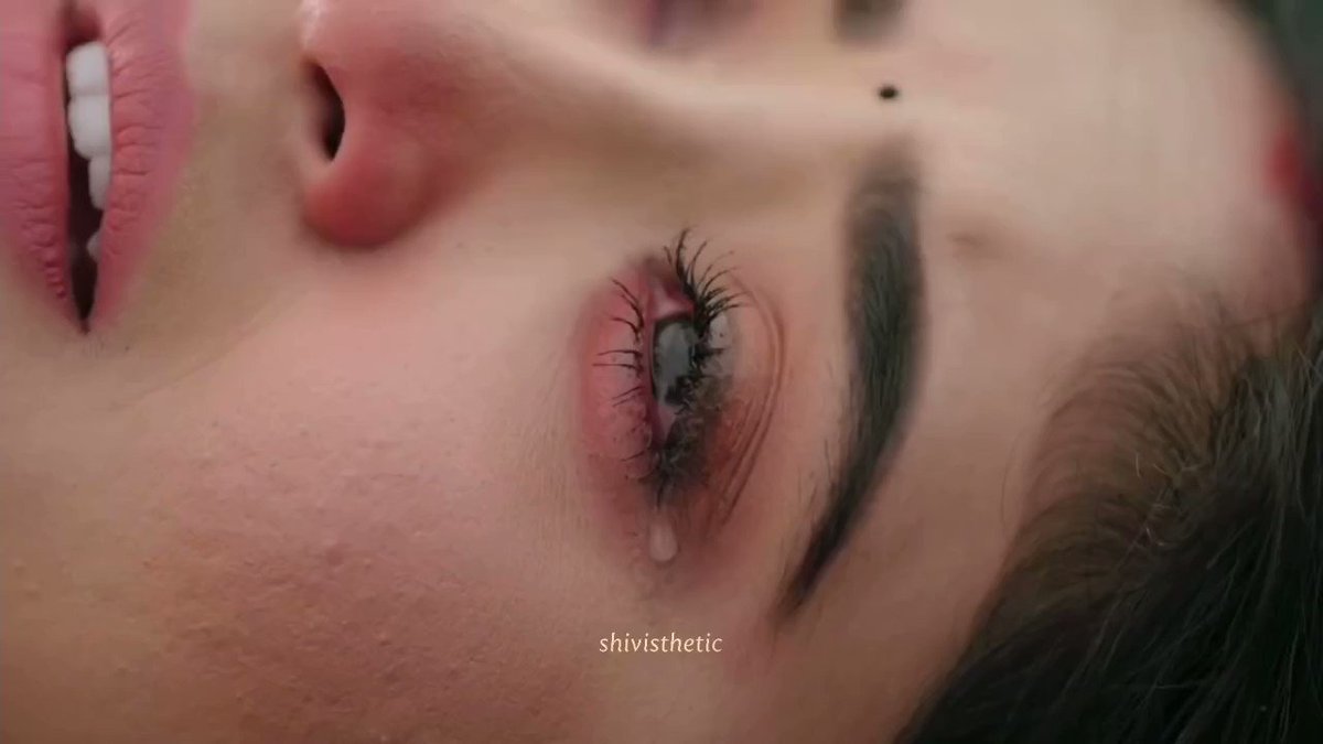The timing it was played at was very wrong, but this version of O More Saiyaan will stay in my heart forever grateful 🥺