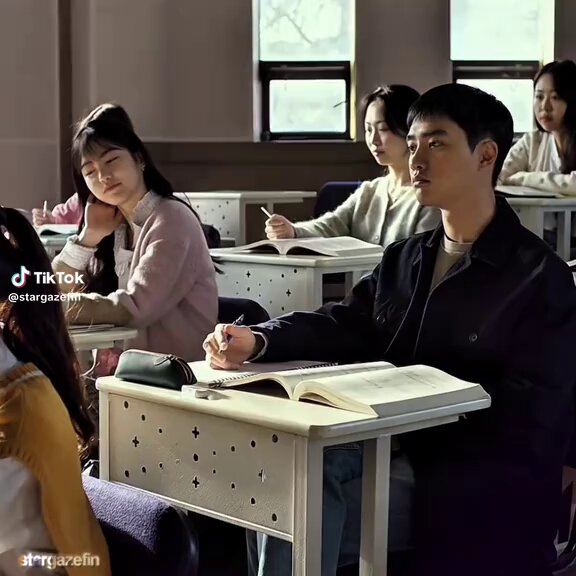 Lucu banget sih, yok bisa yok reuni di drama romcom🤏