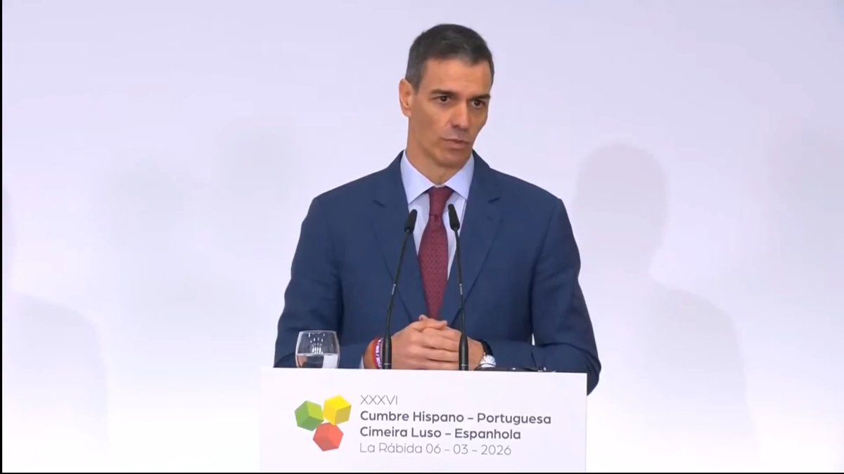 Hace 23 años un presidente del gobierno nos metió en una guerra ilegal. Nosotros tenemos claro la posición del gobierno de España: #NoALaGuerra Pero parece que la oposición está a favor de la guerra en Irán pero en contra de ayudar a un país europeo, como es Chipre, que sufre las consecuencias de la guerra que ellos apoyan. Pedro Sánchez