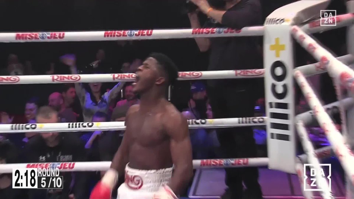 ¡😤 PURO PODER COLOMBIANO! 🥊 Así noqueó Jhon "El Tigre" Orobio a Yomar Álamo 🇵🇷 en el 5º asalto para retener el cinturón Continental Americas WBC. El invicto llega a 17-0 y confirma que es una gran promesa del peso superligero mundial ¡Vamos 💛💛💙❤️!