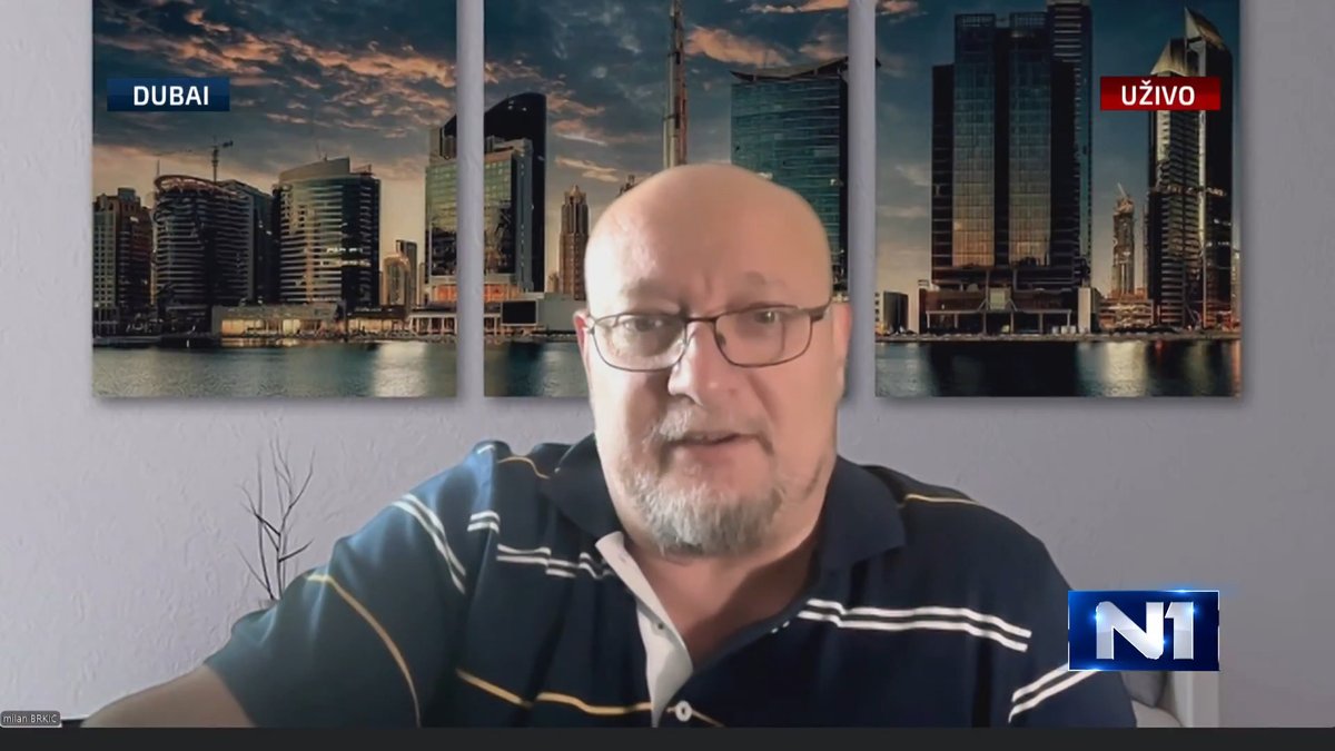Arhitekta Milan Brkić, koji živi u Dubaiju, kazao je za N1 da Ujedinjeni Arapski Emirati nisu u ratu, kao i da život uglavnom izgleda normalno. Ističe da vlasti upozoravaju građane na opasnost putem mobilnih telefona, ali da ne vlada panika iako najveći problemi trenutno nastaju zbog obustave avio-saobraćaja. “Emirati nisu u ratu, niti su napadnuti, koliko ja mogu da kažem. Ovo je posledica svega što se dešava, a kako će se završiti ne znam. Sve ide normalno, nema nikakvih bojazni i nekih velikih strahova, nestašica”, objašnjava.