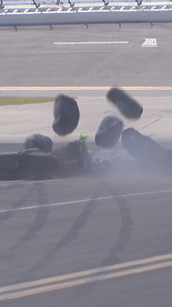 😱 Peter Hickman had a big crash during qualifying 2. Thankfully, he was not more seriously injured. #daytona200 #motorsports #motorcycle #racing #daytona