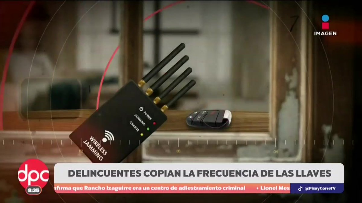 "#Jammer" es un dispositivo utilizado por el crimen organizado para bloquear señales y copiar frecuencias. Hoy, se utiliza para copiar las frecuencias de autos nuevos y poder robarlos sin esfuerzo. Con informacion de Kena Uribe (Kena Uribe) #PaolaRojasDPC Paola Rojas
