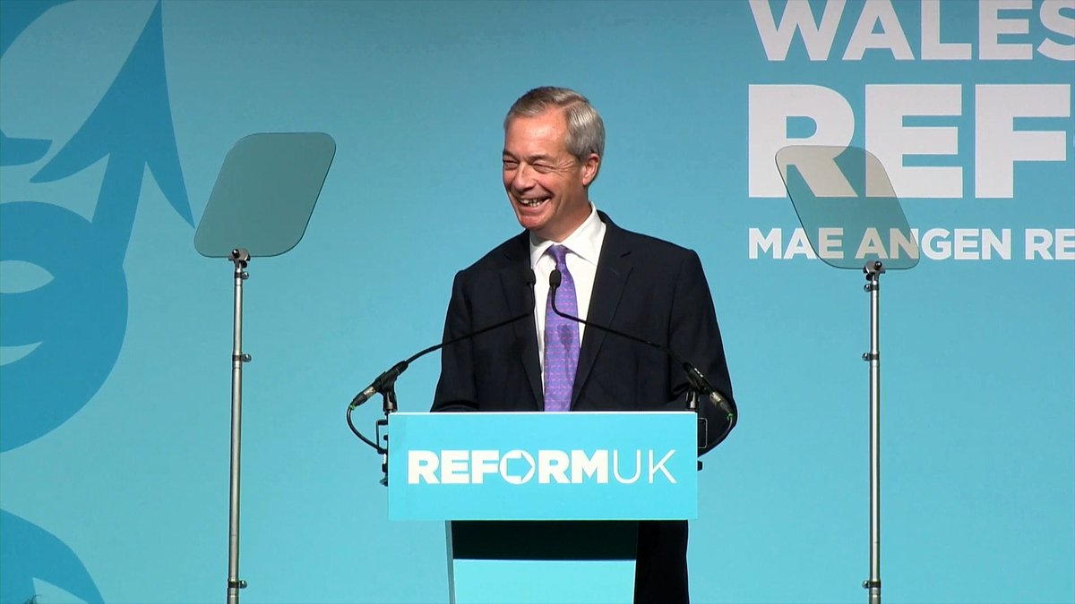 Can’t barrage the Farage. 😎