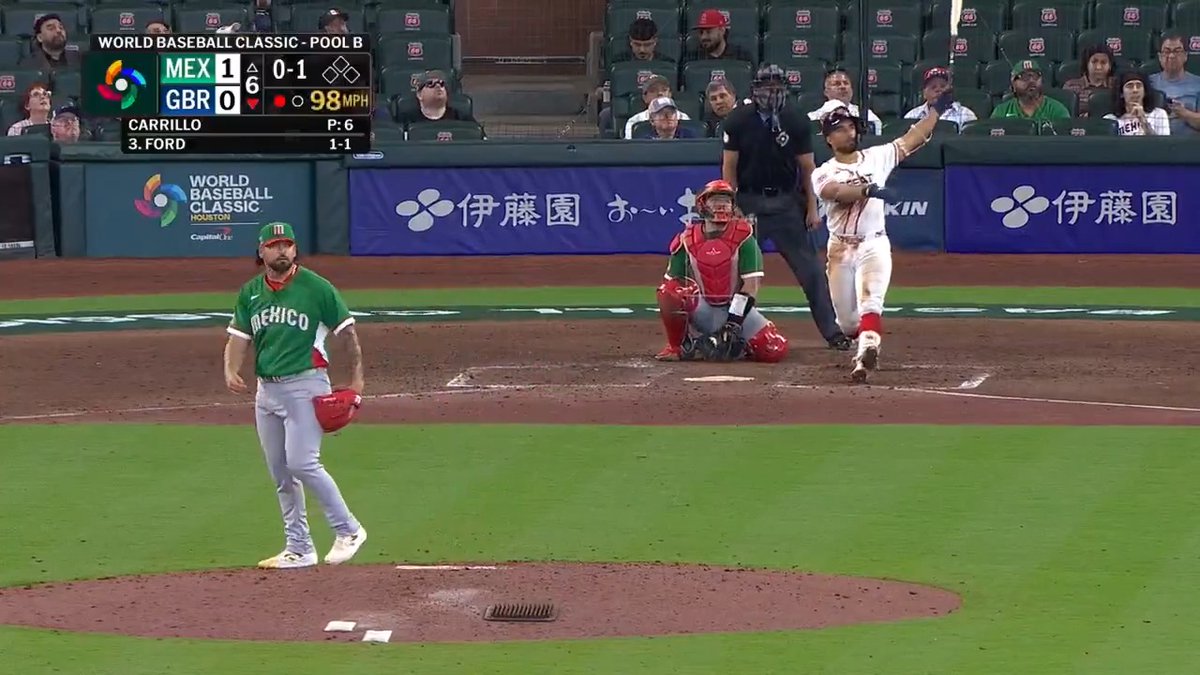 Harry Ford takes off and ties it for Team Great Britain! #WorldBaseballClassic