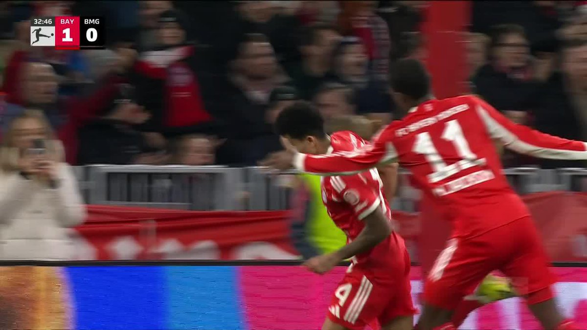 ¡SIEMPRE LUCHO DÍAZ! Golazo del colombiano con el Bayern vs. Borussia Mönchengladbach ¡Intratable! ▶️ Mira la 🇩🇪 #Bundesliga en el Plan Premium de #DisneyPlus