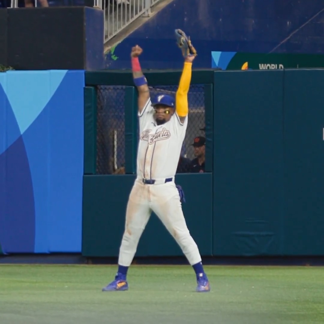 Ronald Acuña Jr. celebrates a #WorldBaseballClassic W! 🇻🇪