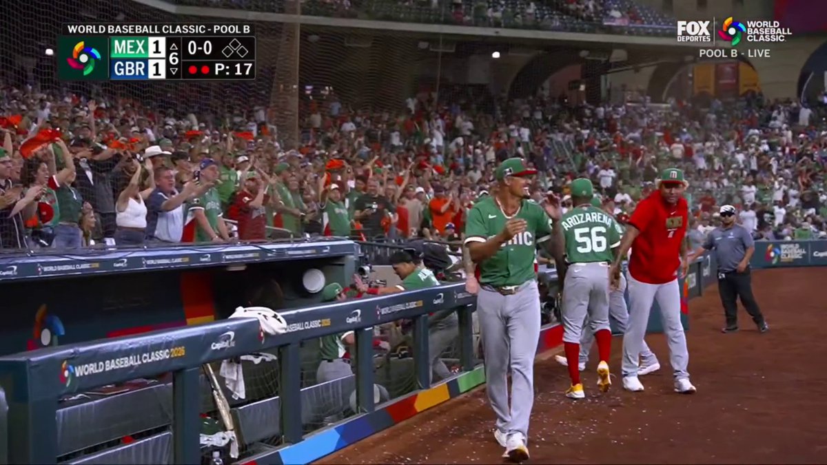 Reason #534 why the World Baseball Classic is the best… You have spanish speaking commentators dropping “ARE YOU FEELING RANDY, BABY?” 😂