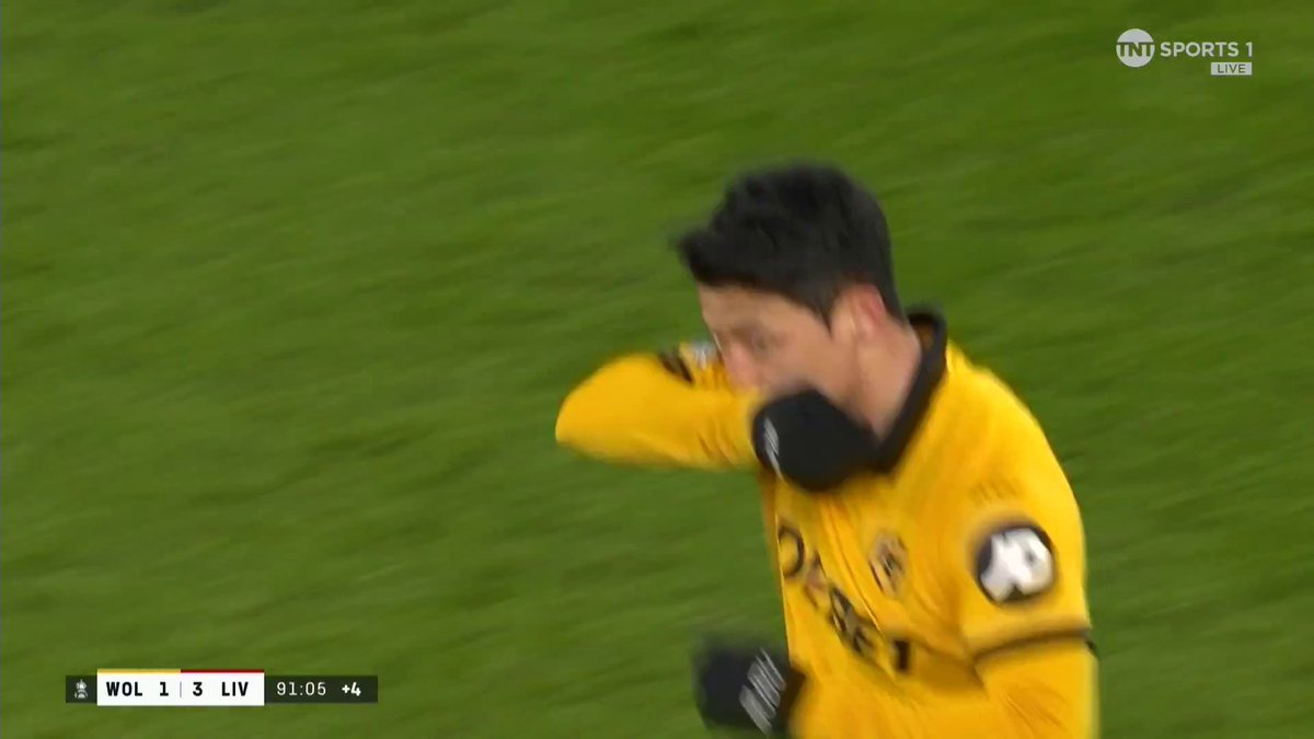 Route one works for Wolves, as Johnstone's long kick sets Hwang Hee-chan away and he slots home for a consolation goal for Wolves ⚽️ 📺 TNT Sports &amp; discovery+ UK