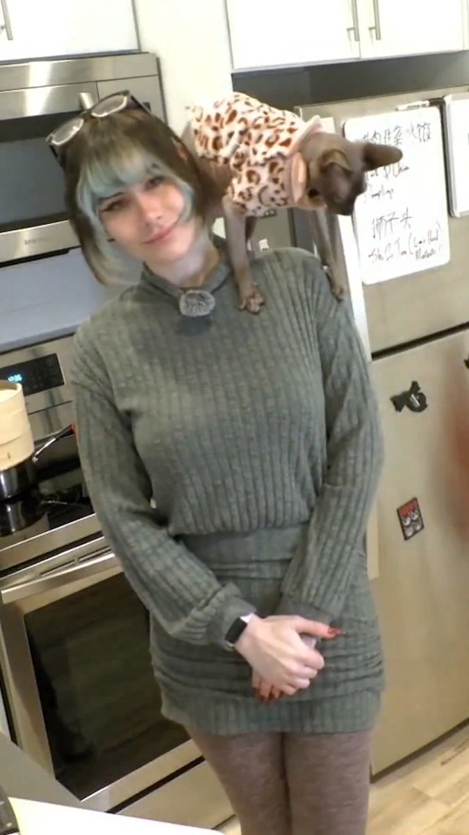 Do you like my little kitchen helper?