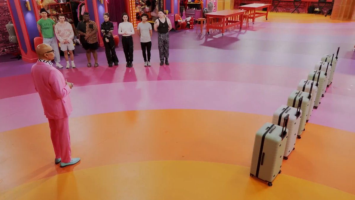 Whose Drag in a Bag would you choose? 🧳✨ #DragRace