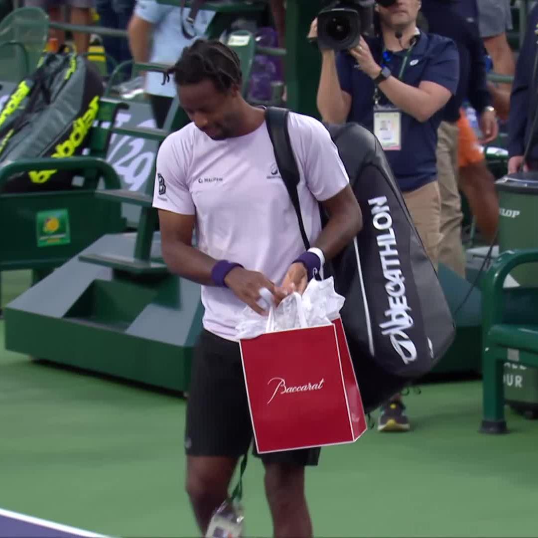 THANKYOU 😍 For the last time Gael Monfils leaves the courts in #TennisParadise