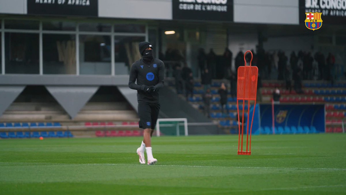 It's cold in Barcelona 🥶