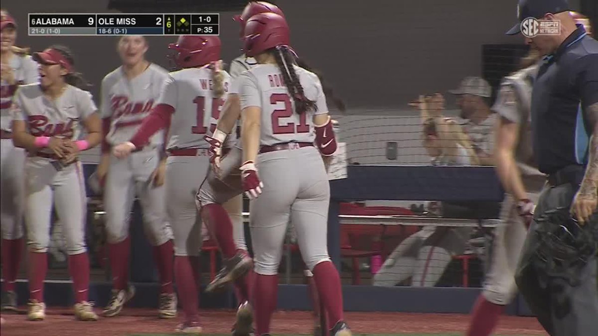 Pupillo hustles all the way home on that one! 📺SECN+ | #Team30 #RollTide