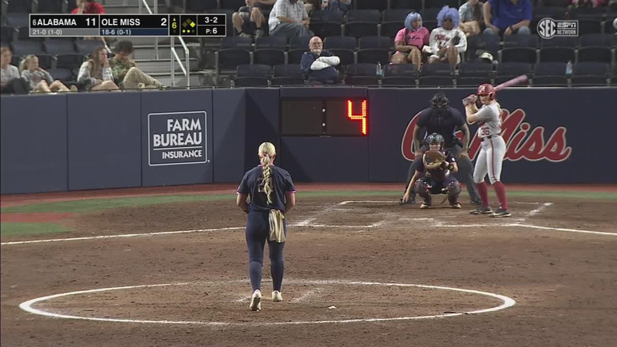 Pinch-hit home run for Ambrey Taylor!💥 📺SECN+ | #Team30 #RollTide
