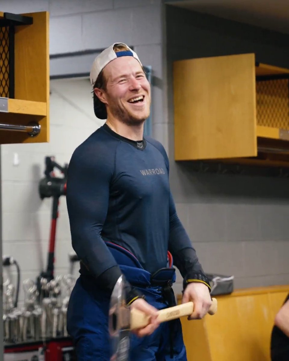 Round of applause for tonight's axe recipient. 👏