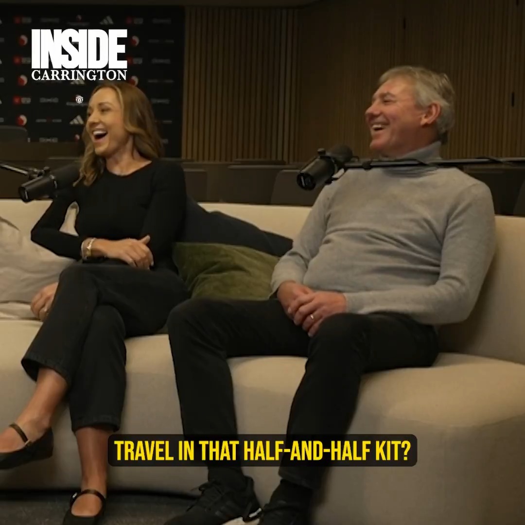 Lifting the lid on that iconic player-manager unveiling 👀 In our latest Inside Carrington podcast, Bryan Robson reveals all 👔➕🩳