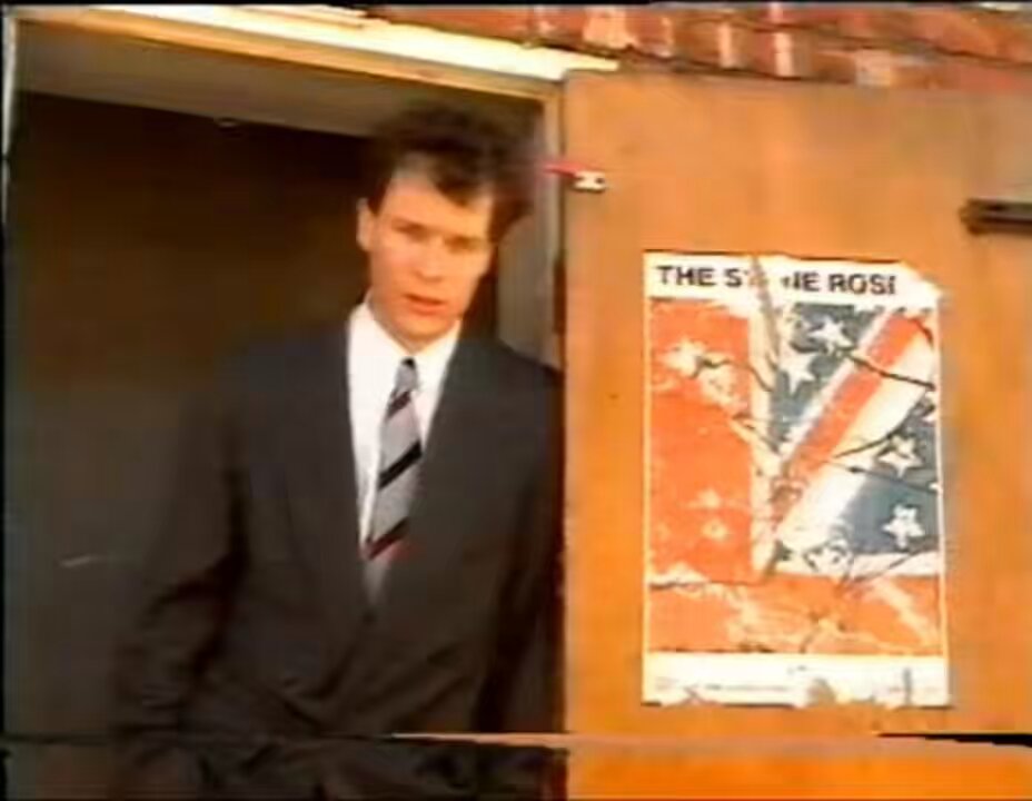 The Stone Roses jamming to Resurrection, taken from the 1989 Granada reports bulletin but with the reporters talking removed so you can fully enjoy the band in full flow 🤯