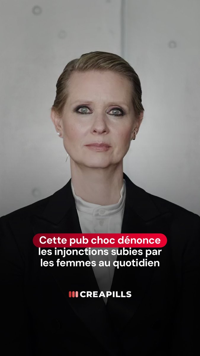 "Sois belle, mais pas trop. Sois forte, mais reste douce" L’actrice Cynthia Nixon donne une voix magistrale aux injonctions qui dictent le quotidien des femmes. Un rappel nécessaire que le combat est loin d’être fini. 👏