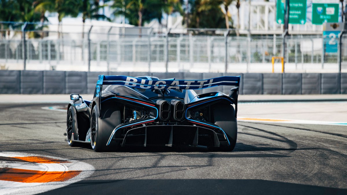 Feel the power, feel the track. An unforgettable BUGATTI BOLIDE experience at the Miami International Autodrome.​ #BUGATTI #BOLIDE #FeelingTheTrack ​ – ​ WLTP: