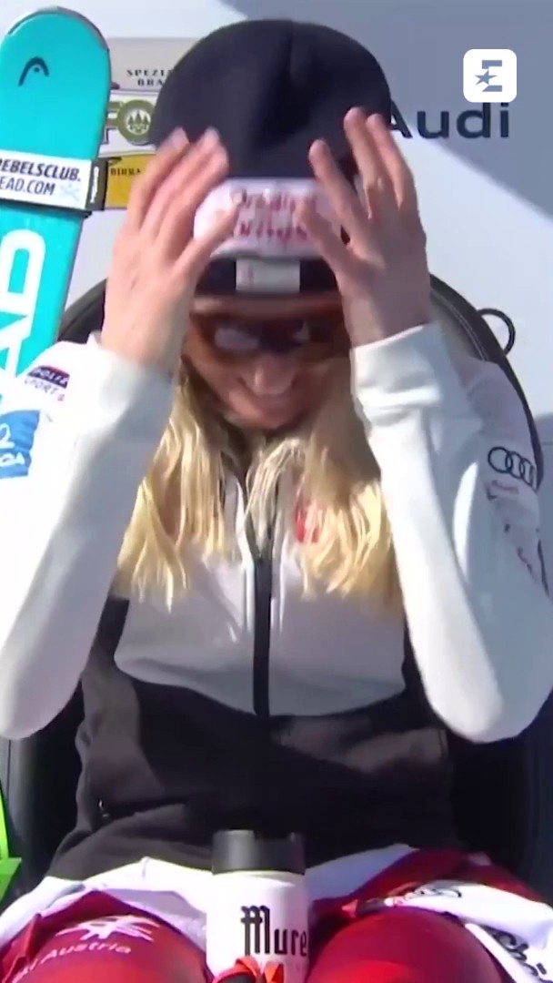 La reazione di Sofia esprime esattamente il nostro mood dopo la vittoria di Pirovano😂🫂 #AlpineSkiing #Pirovano #Goggia #WinterSport