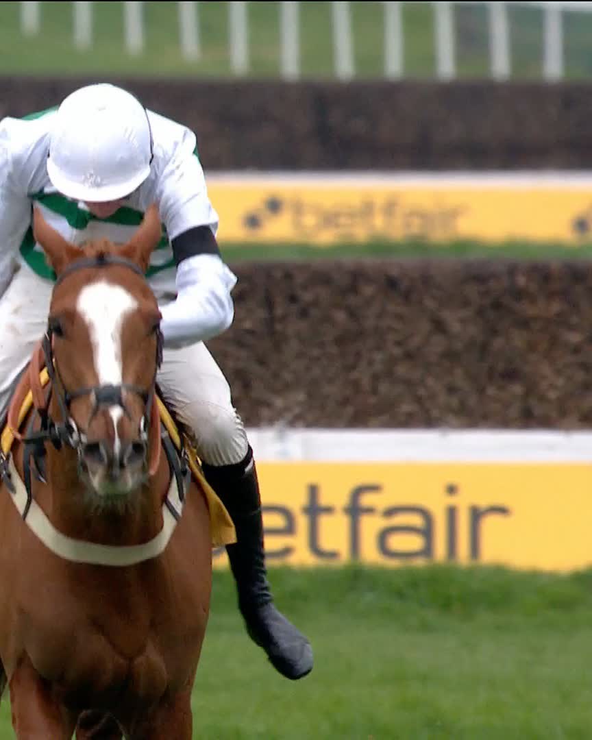 What an UNBELIEVABLE sit by Caoilin Quinn 👏 #ITVRacing | Caoilin Quinn