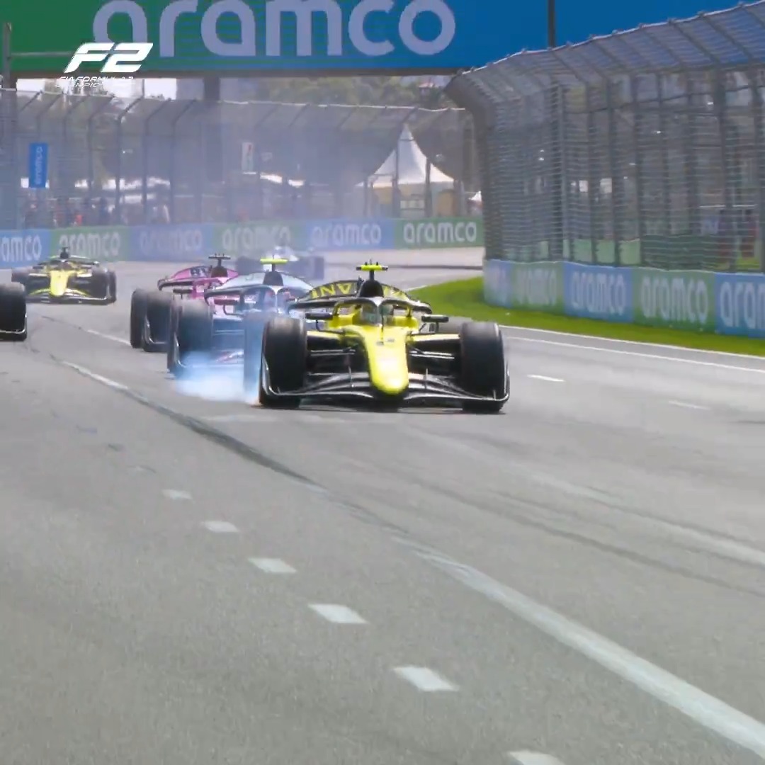 The moves that secured the W for Dürk 🥇🏆 The Paraguayan secured his fifth victory in #F2 with Sprint Race glory in Melbourne 🇦🇺 #AusGP