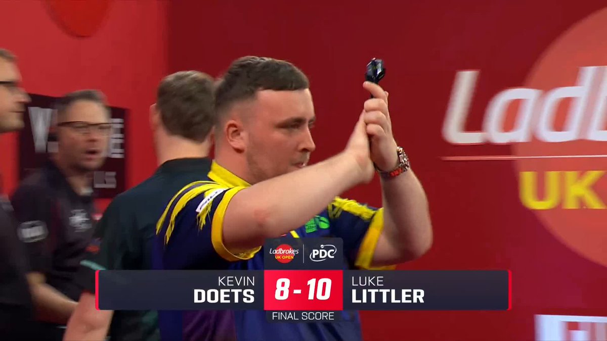 LITTLER BATTLES THROUGH! ☢️ Luke Littler survives a scare in Minehead! The reigning champion denies a spirited Kevin Doets to preserve his title hopes! Live Scores &amp; Streaming 📲 #UKOpenDarts | R5