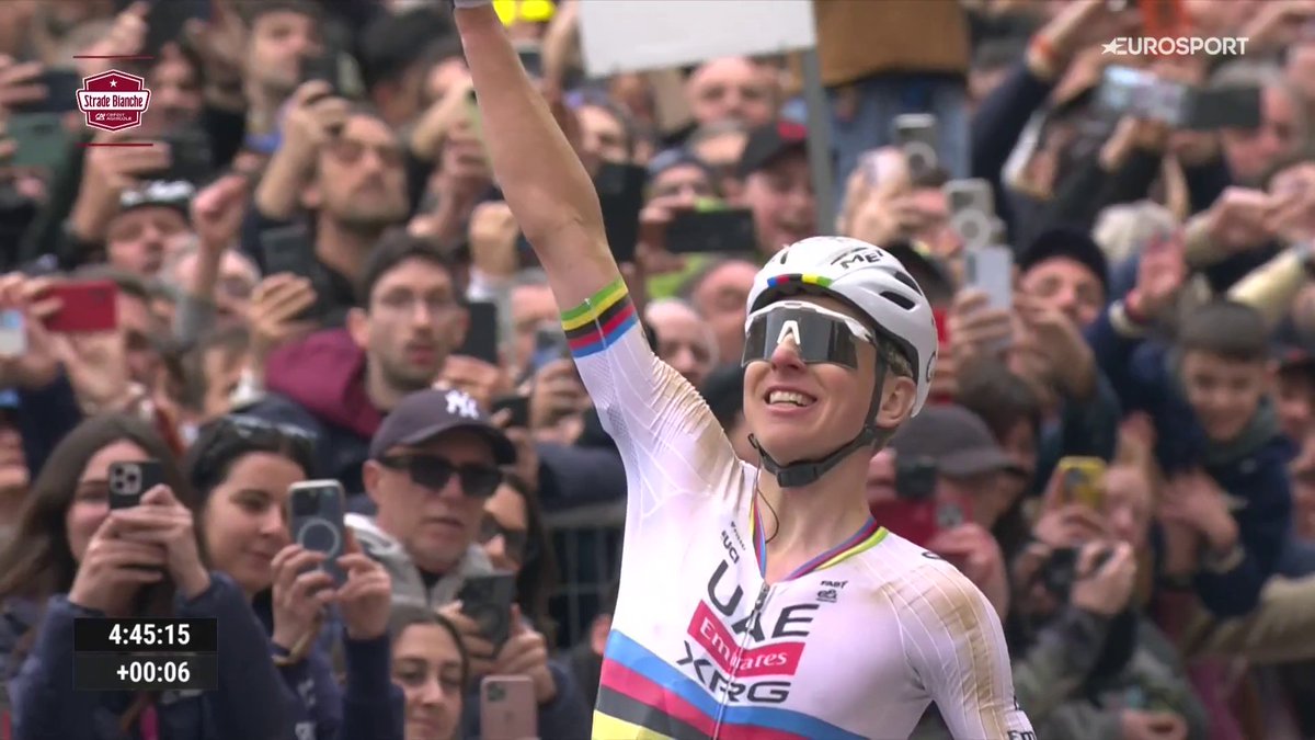 𝐏𝐎𝐊𝐄𝐑 𝐃𝐄𝐋 𝐑𝐄𝐘. ♠️♦️♣️❤️🌈 Tadej Pogacar regresa intratable como siempre y se adjudica su cuarta #StradeBianche, récord absoluto en solitario, con 78 km de prodigiosa cabalgada. 📺 Viviste otro capítulo de historia en #LaCasaDelCiclismo, Eurosport y HBO Max España