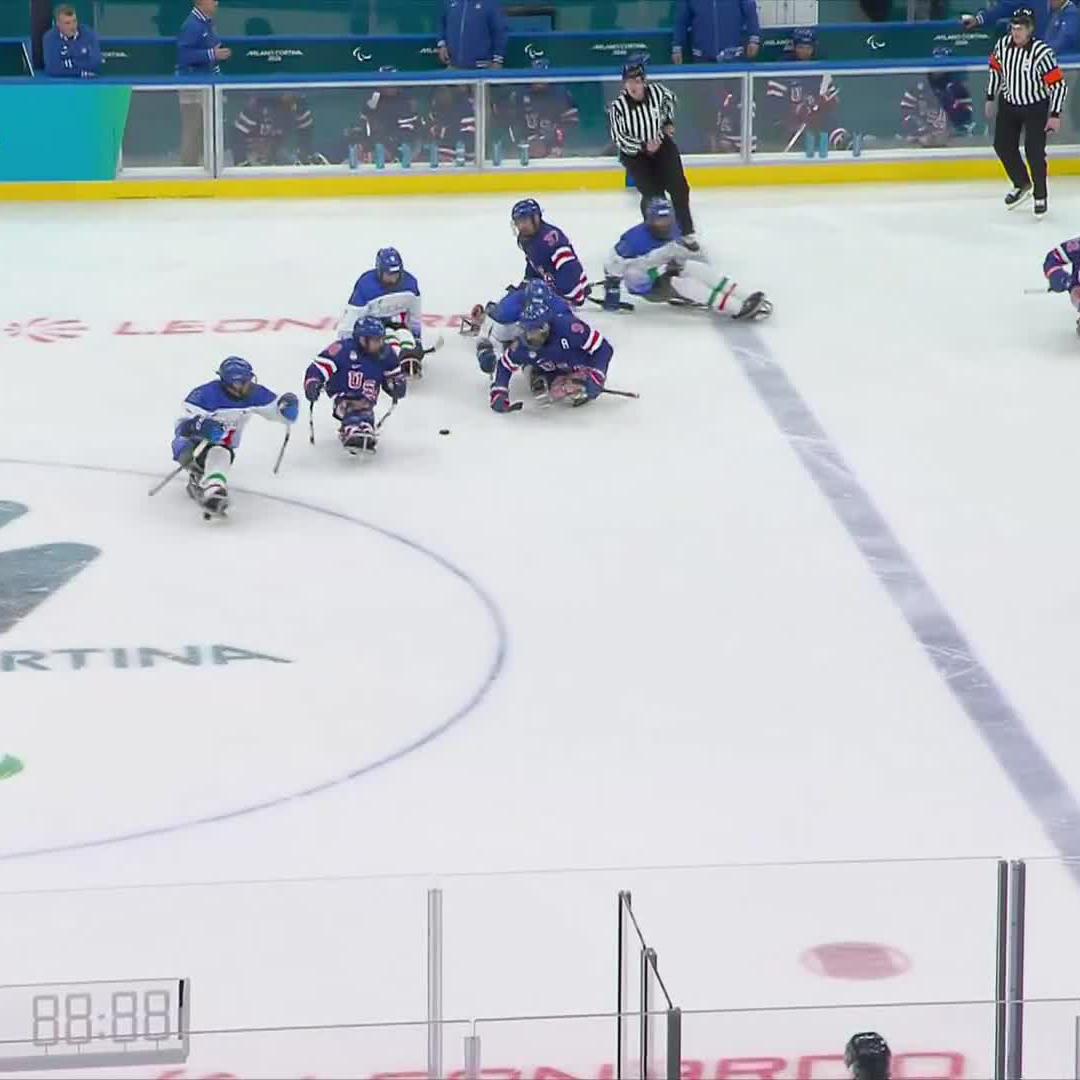 TEAM USA IS ON THE BOARD! David Eustace switches hands and finds the back of the net to get the scoring started for the United States.