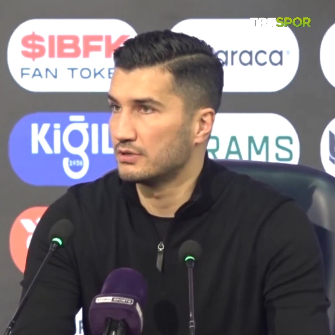 🗣️Nuri Şahin: Bu maçı kaybettiğimiz takdirde Göztepe ile aramızdaki puan farkı 6'ya çıkacaktı. Doğru yoldayız. Bu tarz maçları kazanmayı bilmek çok önemli. Bu maçı ligin kritik bir galibiyeti olarak görebiliriz.