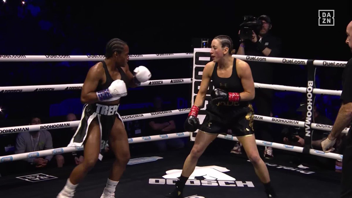 The left hand 🥊 #MisfitsDuel2 | Live NOW on DAZN ▪️