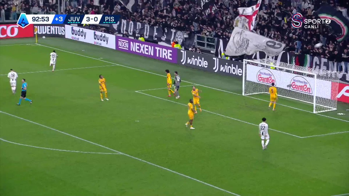 🔥 Jeremie Boga, Serie A'da neden bu kadar iyi olduğunu gösteren bir gol attı! Önce kaleciyi geçti, ardından kaleyi savunan iki savunmacıyı da görmezden geldi. 🤯