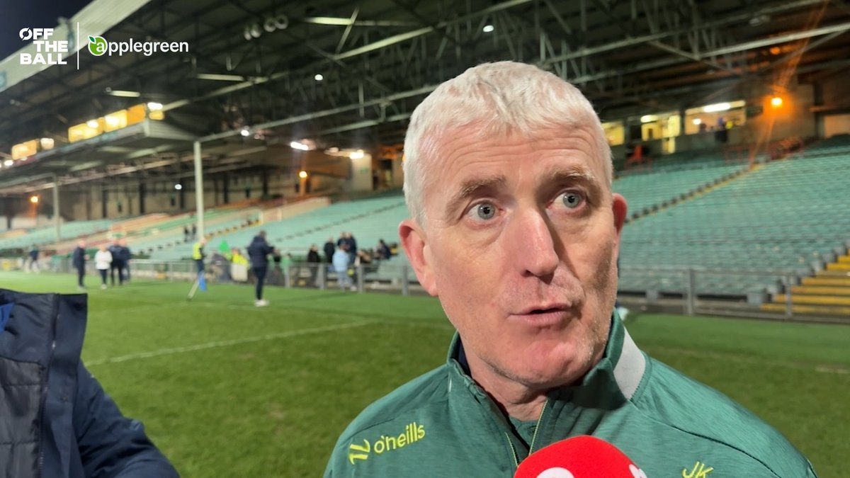 🗣️ 'From everybody involved in Limerick Hurling, I'd like to send our sympathies to Mikey and his family!' 🗣️ 'Nobody deserves it more than Nicky, it's an incredible honour for him to have!' John Kiely made special mention of Nicky Quaid, who surpassed his father's appearance record for Limerick, and paid tribute to Mikey Kiely's father Benny, who passed away earlier today, following his side's victory over Cork this evening. | #GAA Hurling on Off The Ball with Applegreen.