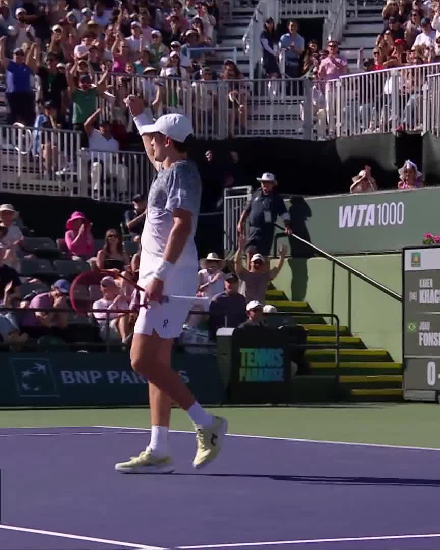 STUNNING 🤩 Joao in on fire as he breaks to open the third set 🙌 #TennisParadise