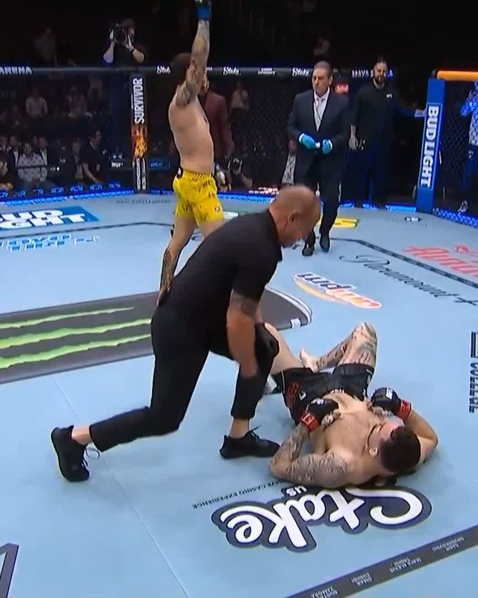 GETTING IT STARTED EARLY 👊 Rodolfo Bellato gets the TKO in the first round to kick off #UFC326 💥 [ LIVE NOW on @ParamountPlus ]