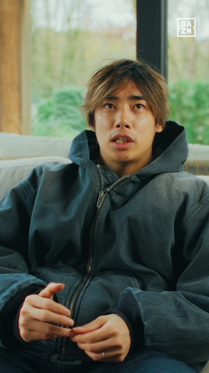 ▷ まだライバルに譲る気はない ◁ 「26枠」へのサバイバルに身を置く #伊東純也 に特別インタビュー! 古巣ヘンクに戻った心境やその先に見据える 日本代表、FIFAワールドカップへの想いについて 語ってくれた インタビュー全貌はYoutubeで公開中📺 視聴はこちら⏩
