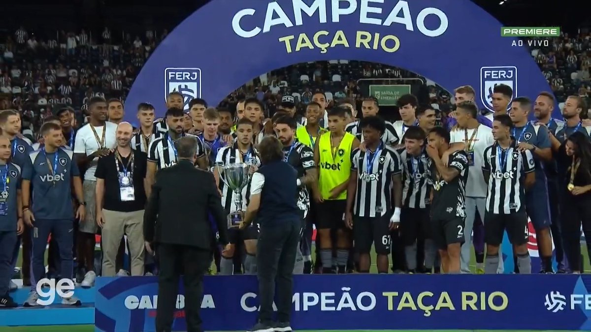 🏆 Botafogo ergue o troféu da Taça Rio! 🎥 Premiere | ge