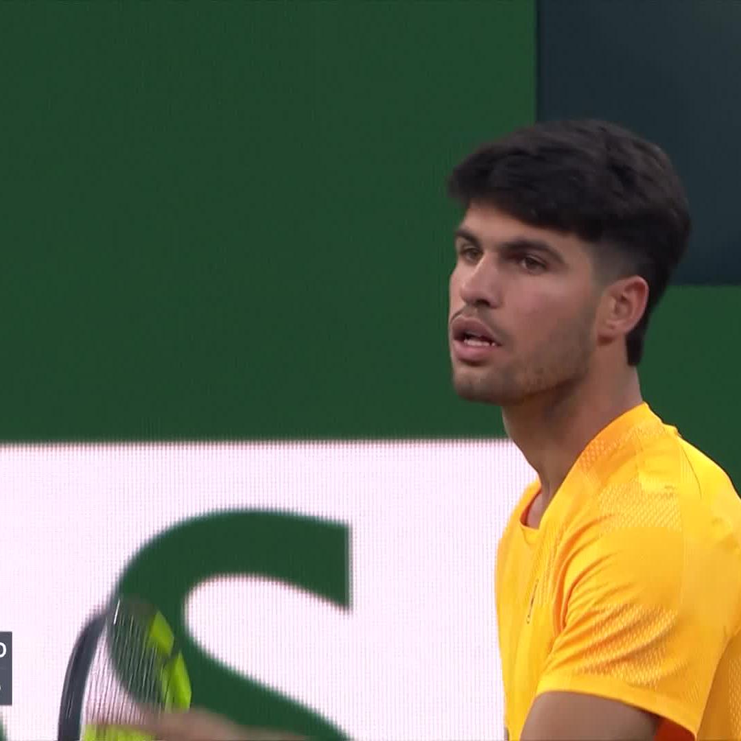 Grigor had no choice but to shake Carlos' hand 😂