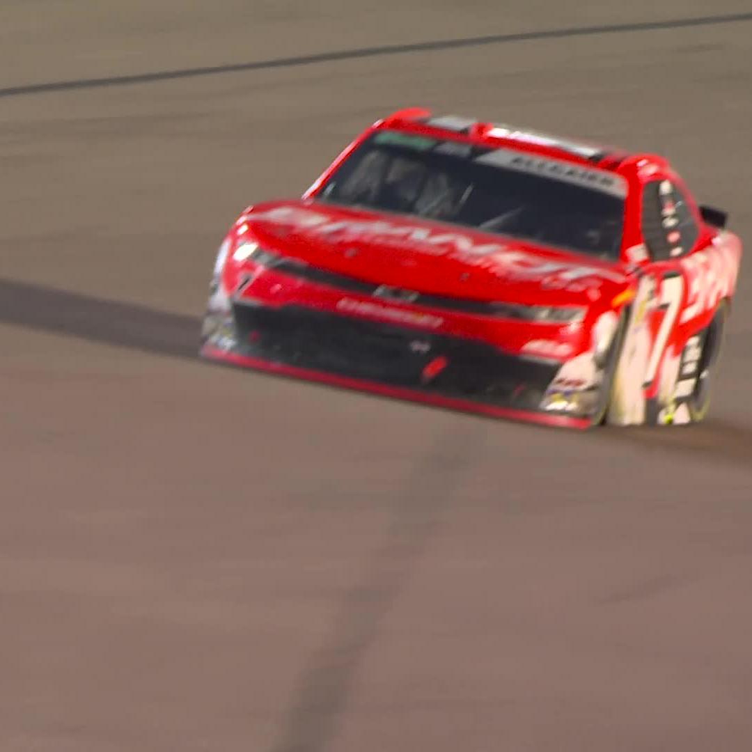 It's a Phoenix Raceway hat trick for Justin Allgaier! 🏁🏁🏁
