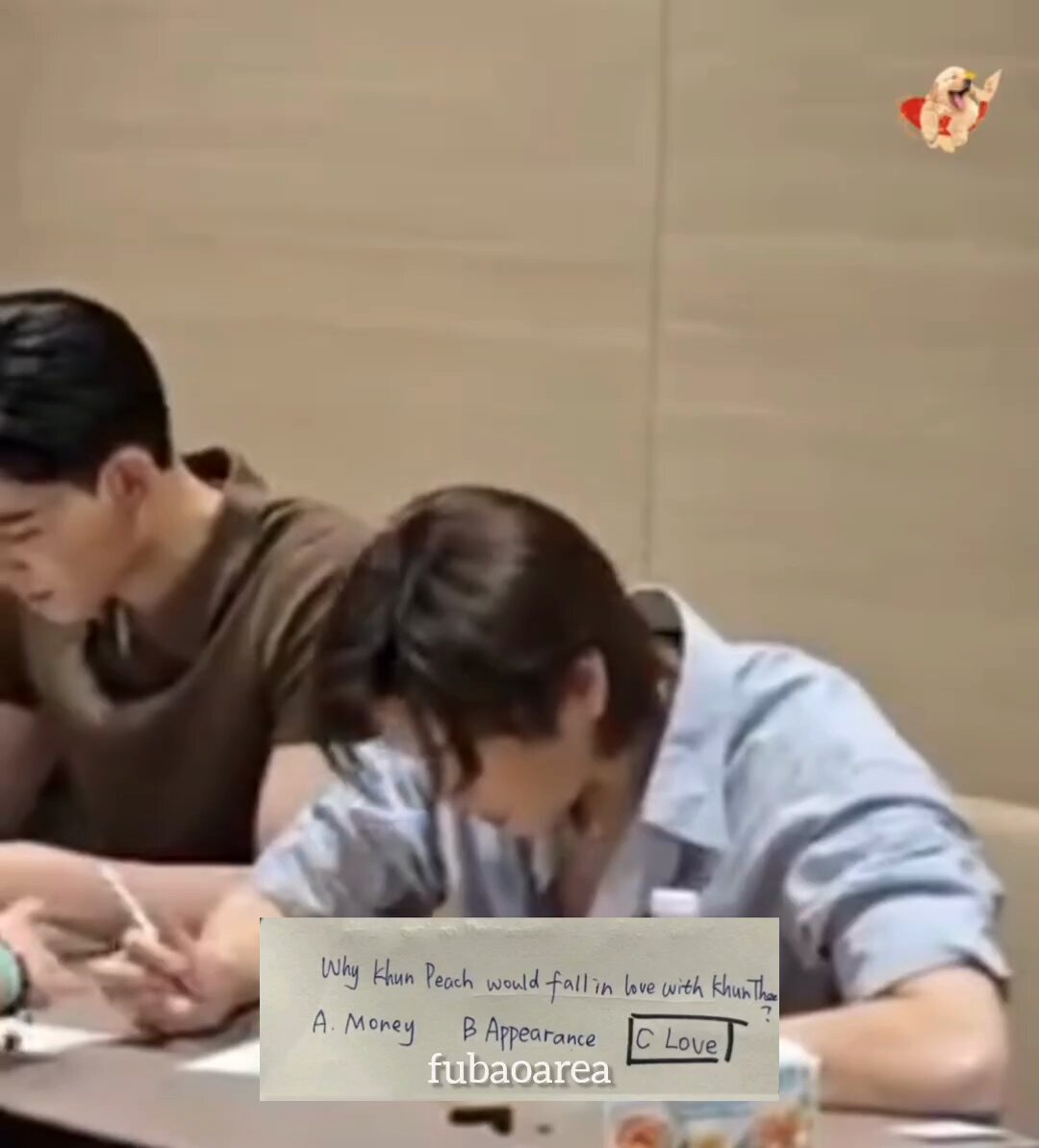 Why Khun Peach would fall in love with Khun Thee Phu: Handsome maybe a part of it. But love is no.1 How could N'Phuwin fall in love N'Pond? Phu: 🤫