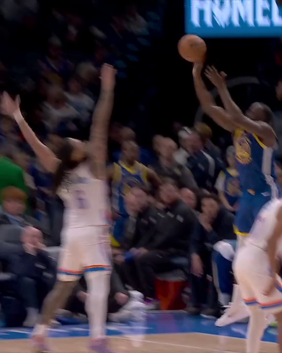Draymond looking like Steph from three tonight 🪣