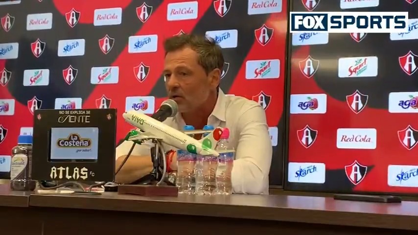 "EL CALENDARIO DE CHIVAS ES VENTAJA DEPORTIVA" 😬 #CentralFOX | Las palabras de Diego Cocca tras el Clásico Tapatío. 🤳🏼 Fernando Lara