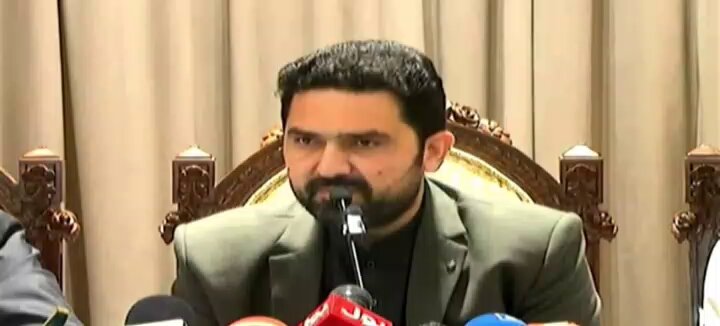 🚨 وزیر اعلیٰ سہیل آفریدی کا بڑا اعلان پٹرول کی قیمتوں میں 55 روپے اضافے پر وزیر اعلیٰ نے خیبرپختونخوا کی عوام جن کے 1500000 موٹر سائیکل رجسٹرڈ ہیں انہیں 2200 روپے دو قسطوں میں دینے کا اعلان کر دیا 55 روپے کا اضافہ خیبرپختونخوا حکومت ان لوگوں کے لیے برداشت کرے گی۔ سہیل آفریدی