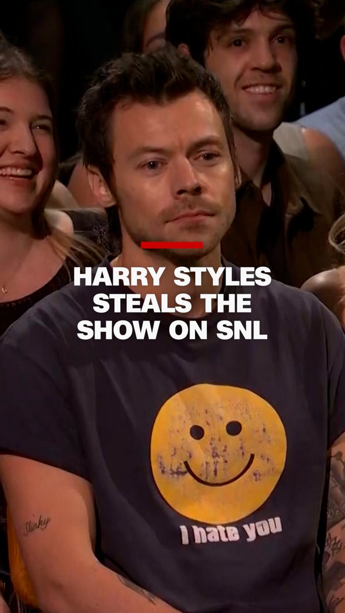 During Ryan Gosling's opening monologue on Saturday Night Live, Harry Styles made an appearance in the audience and stole the show