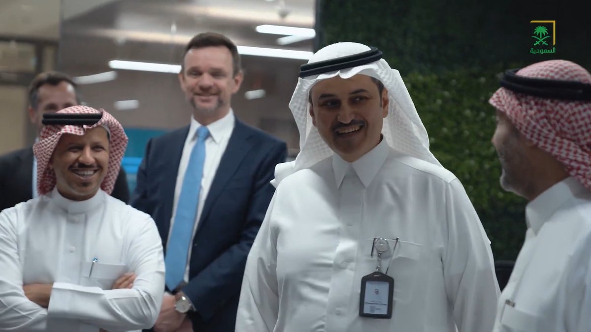 خلف نجاح كثير من الجهات الحكومية والشركات العالمية والمحلية هناك منظومة تشغيل ما تظهر في الواجهة، لكنها تصنع الفارق حلقة من برنامج طويق مع شركة تسامى لخدمات الاعمال نكتشف كيف تتحول الأفكار إلى أعمال وكيف تُدار العمليات والخدمات بكفاءة تصنع الأثر وتدعم نمو الشركات مشاهدة ممتعة