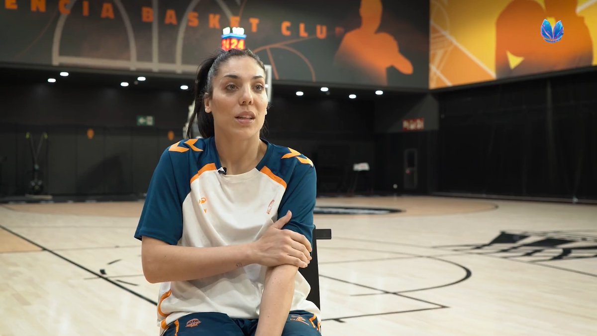 📹 𝐂𝐫𝐢𝐬 𝐎𝐮𝐯𝐢ñ𝐚 decidió parar su carrera para ser madre. Seis meses después volvió a jugar. Hoy demuestra que se puede: “Hay que normalizarlo y así será más fácil para otras mujeres” #DiaDeLaMujer #8M #SomosEquipo